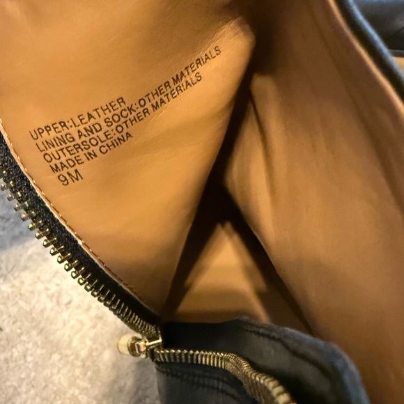 Banana Republic Booties - Picture 4 of 6